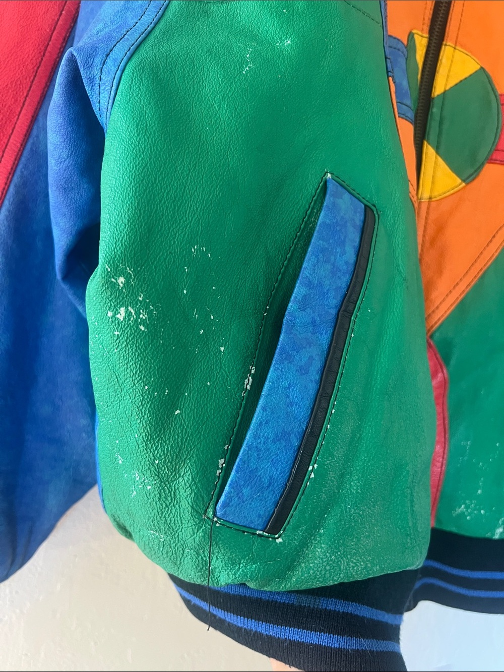 Colorblock Vintage Leather Bomber Jacket. Genuine Leather Shell - Picture 4 of 12
